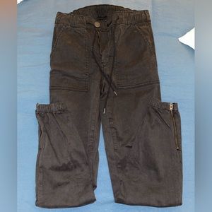 Women’s American Eagle Black Skinny Cargo Pants